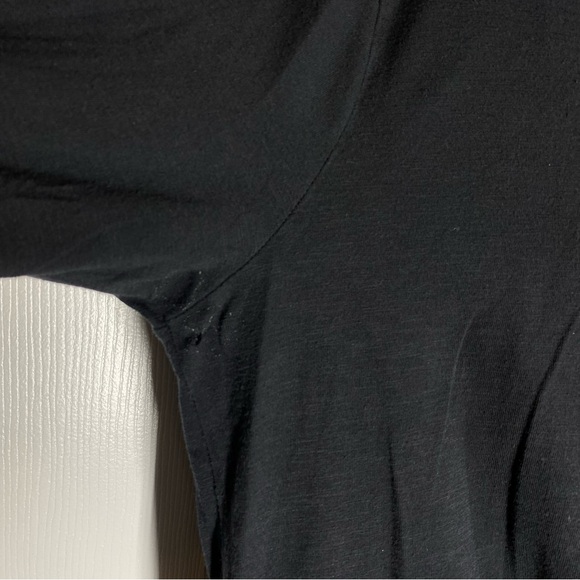 James Perse T Shirt Cowl Drape Neck Long Sleeve Black James Perse Sz 4 XL Flaws - Picture 10 of 10